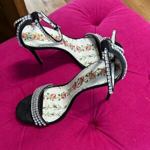 Gucci Black Heels with Rhinestone Embellishments